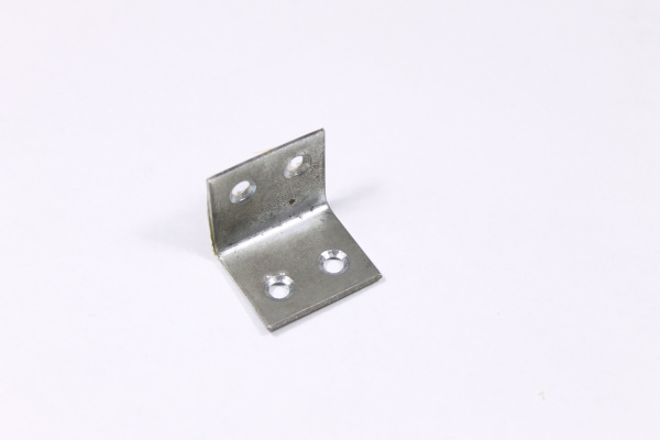 Уголок 25х25х30 мм 4 отверстий Цинк Металлист